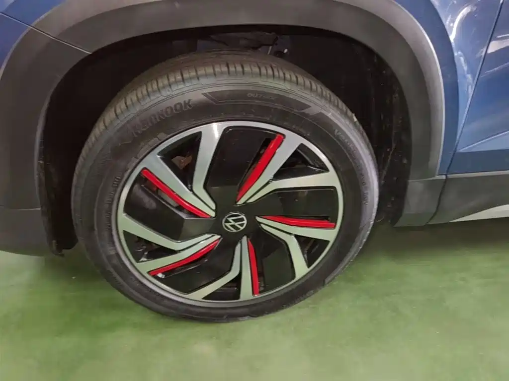 Фото 23 - Volkswagen Tharu