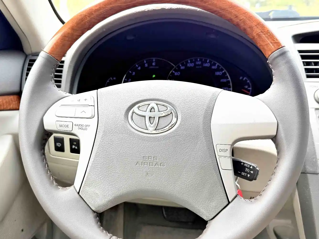 Toyota Camry 2009 Model 240G Luxury Edition фото 20