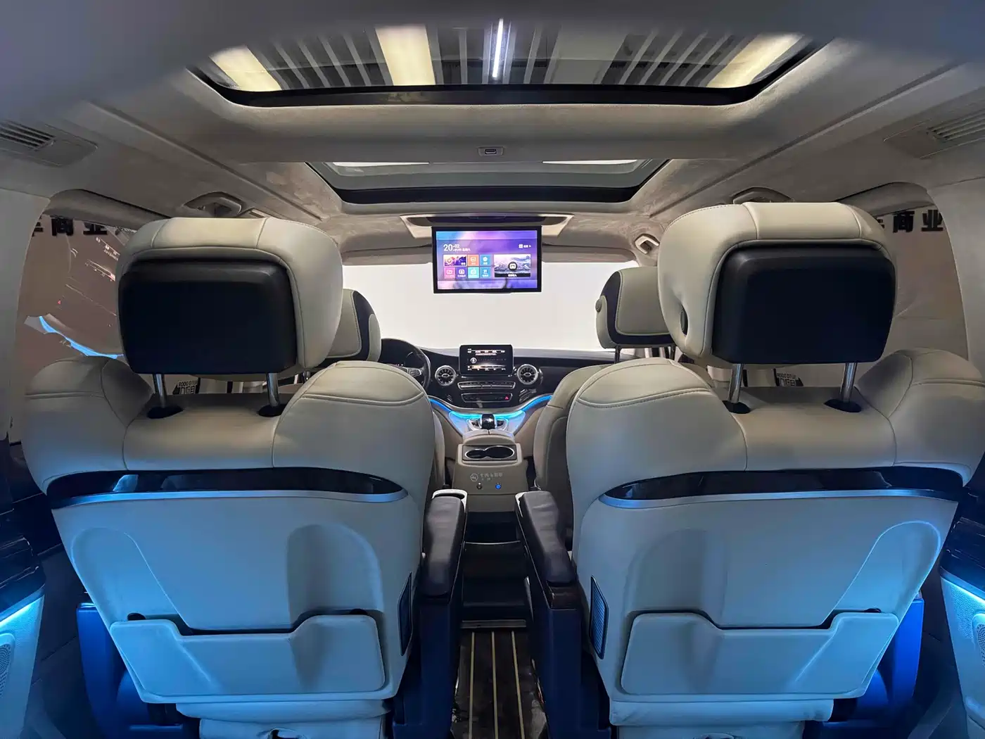 Mercedes-Benz V-Class 2018 V 260 Navigator Edition China VI фото 19