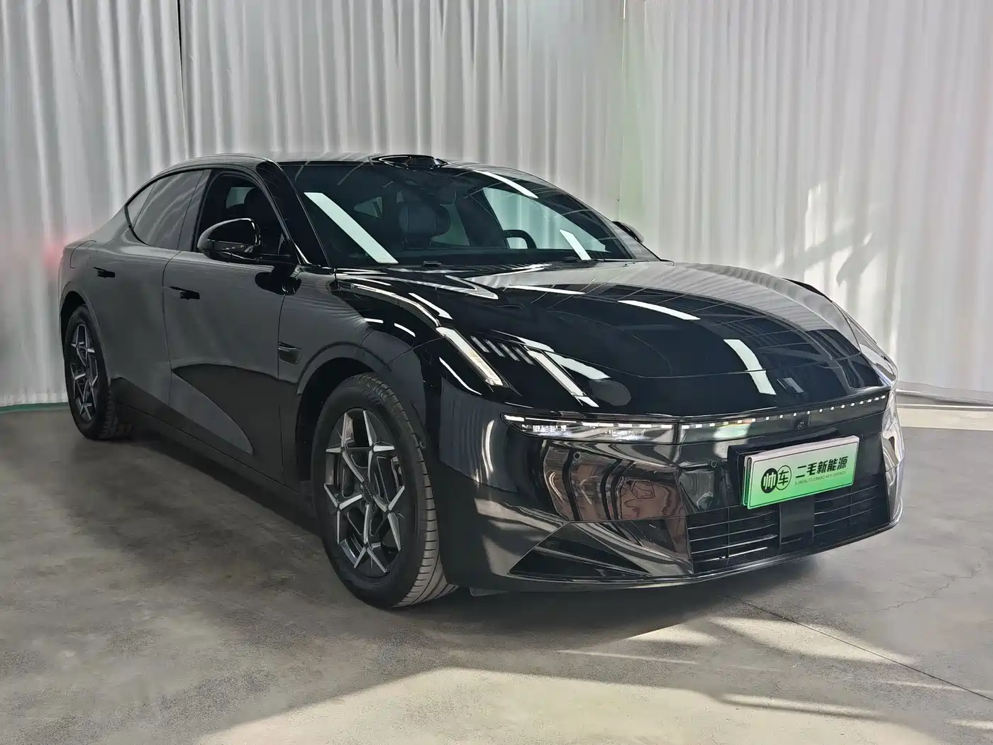 Lynk & Co 10 EM-P 2026 2025 Facelift 240 AWD Ultra