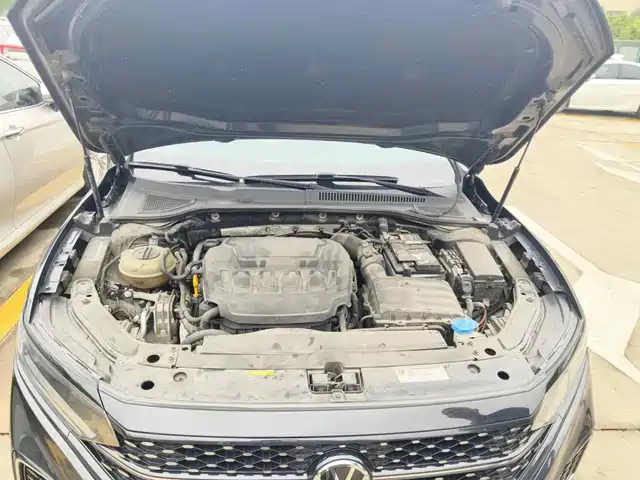 Volkswagen Passat 2024 330TSI Starlight Elite Edition — фото 3