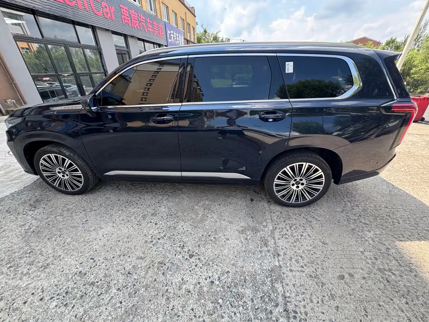 Exeed Landmark C-DM 2025 2025 180 Ultra Long Range AWD (6-Seater)