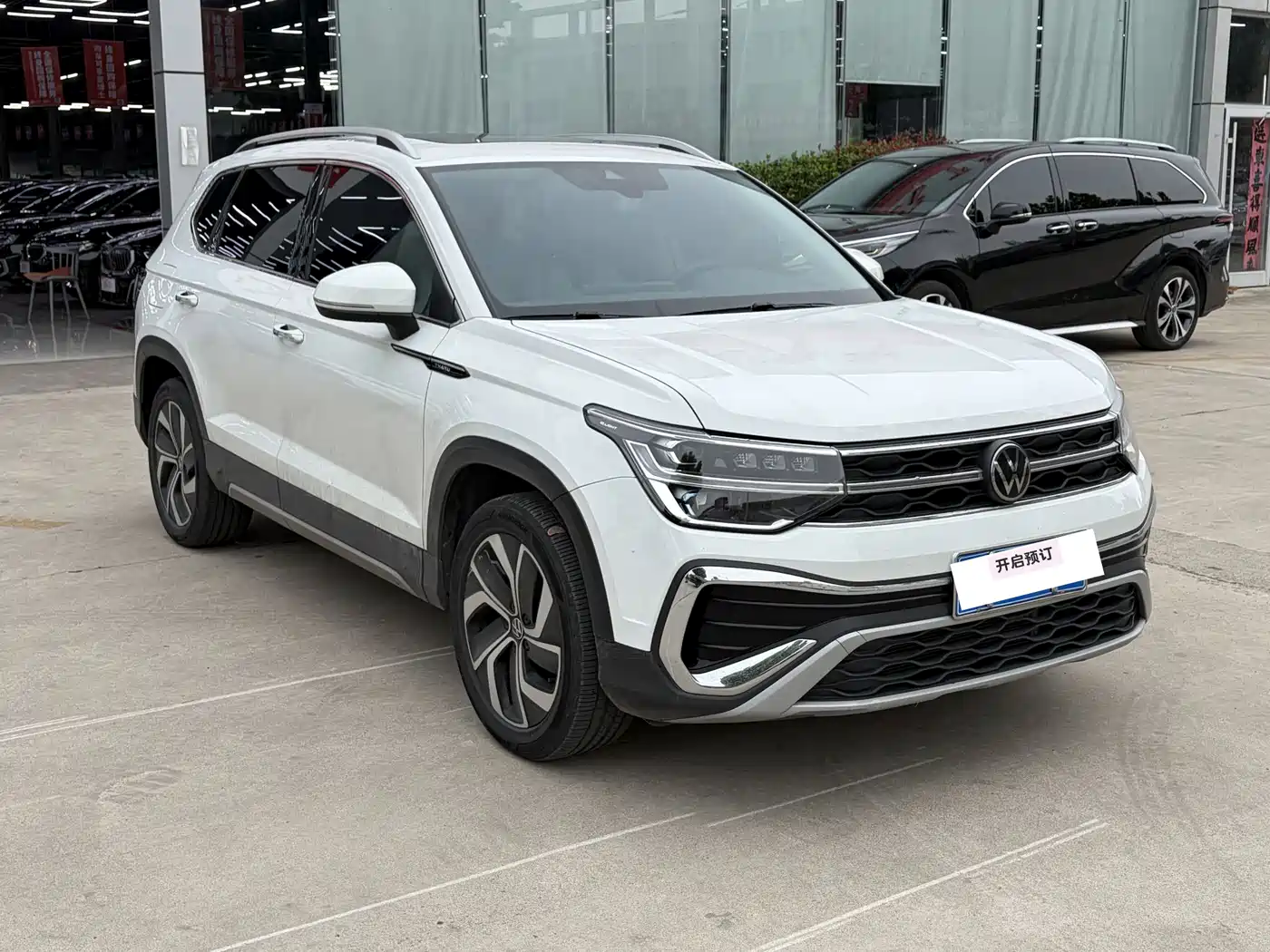 Volkswagen Tharu 2023 300TSI 2WD Full Moon Edition фото 2