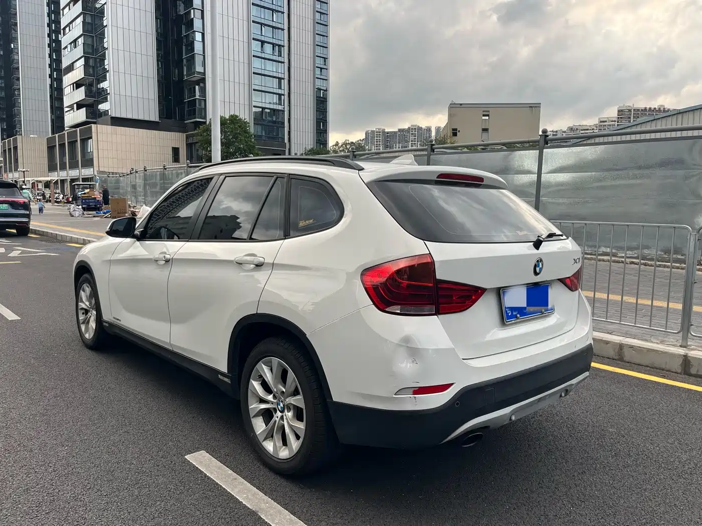 BMW X1 (Import) 2012 sDrive18i Luxury фото 4