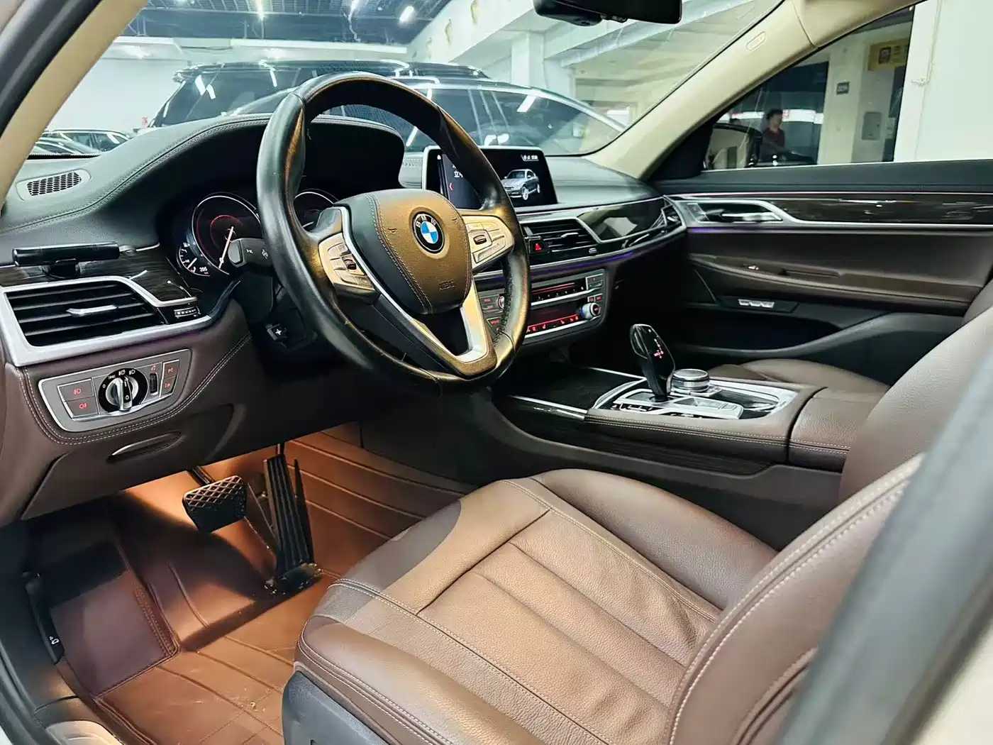 BMW 7 Series 2018 730Li Leading Type Excellence Package фото 11
