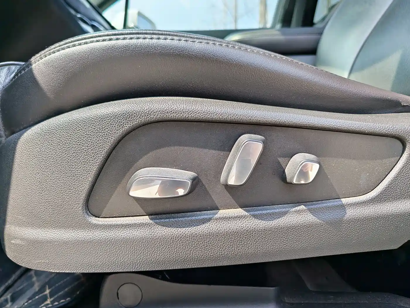 Cadillac XT5 2018 28E 4WD Leading фото 17