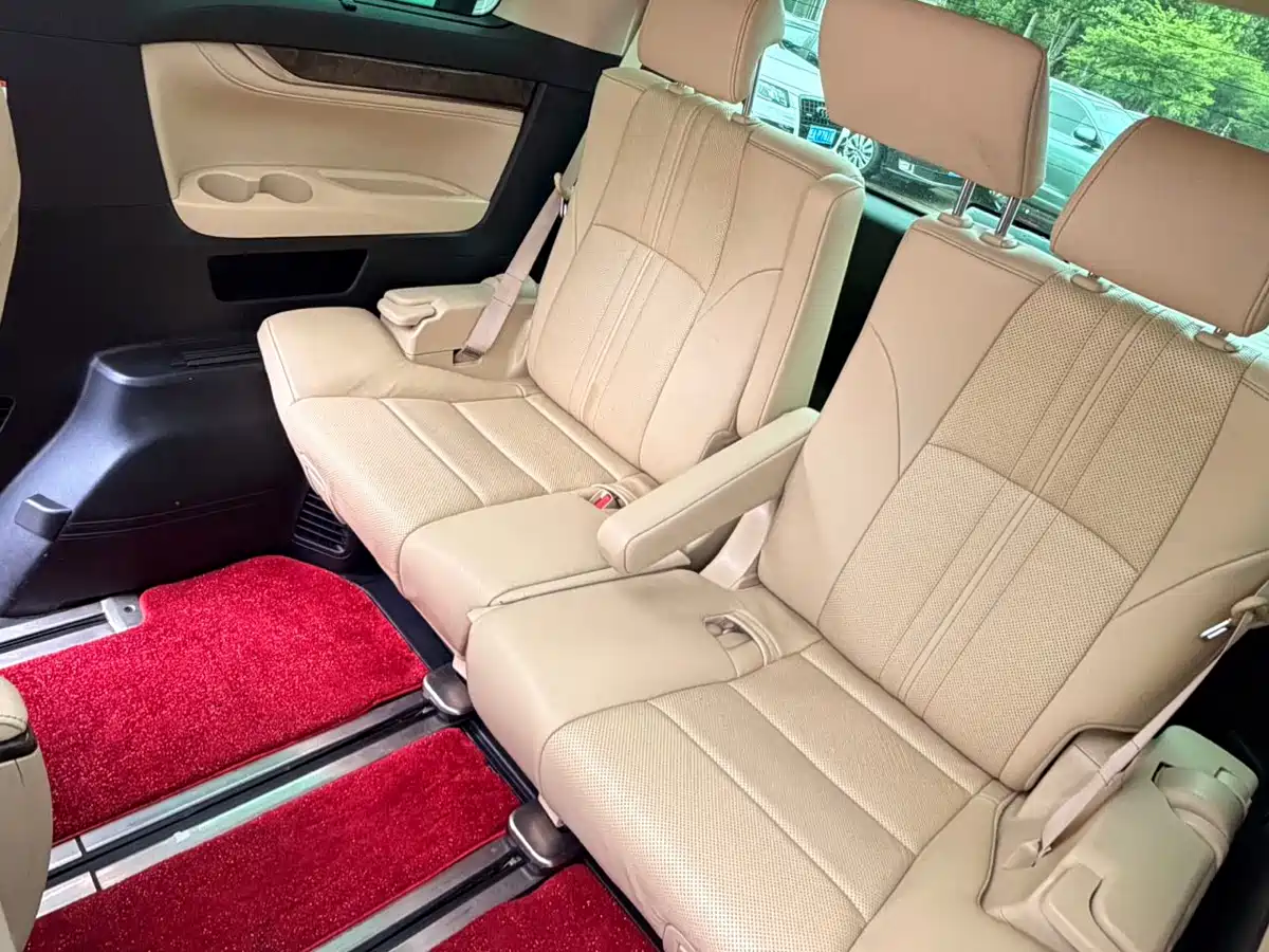 Toyota Alphard 2021 Hybrid 2.5L Ultimate фото 8