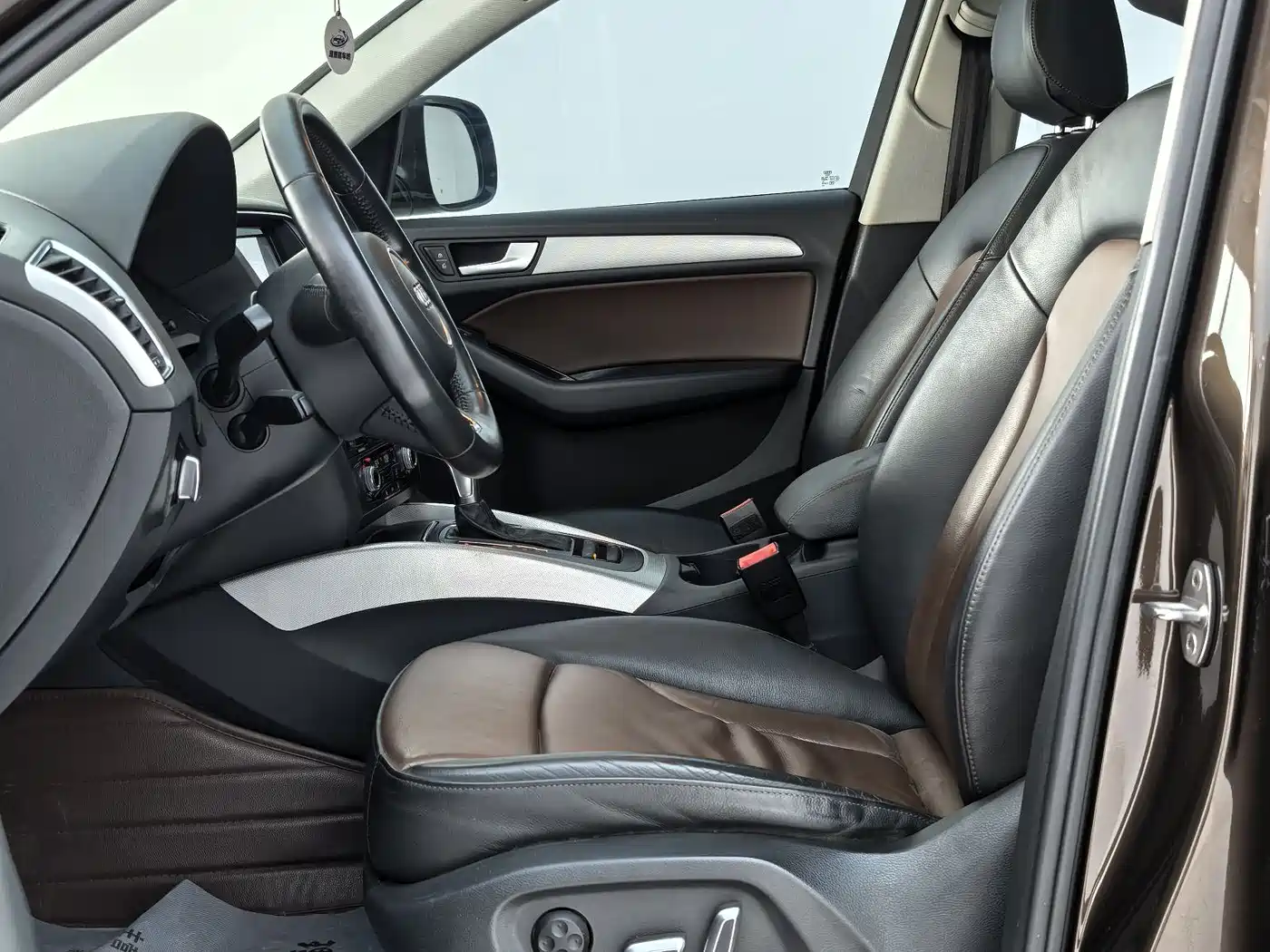 Audi Q5 2016 40 TFSI Technology Model фото 6