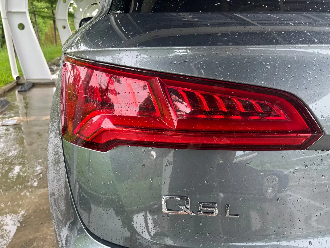 Фото 10 - Audi Q5L