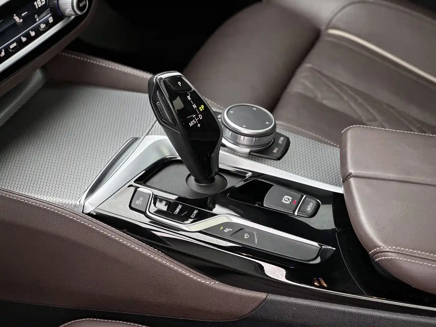 BMW 5 Series 2020 Model 530Li Executive M Sport Package фото 6