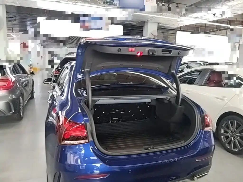 Фото 19 - Mercedes-Benz A-Class