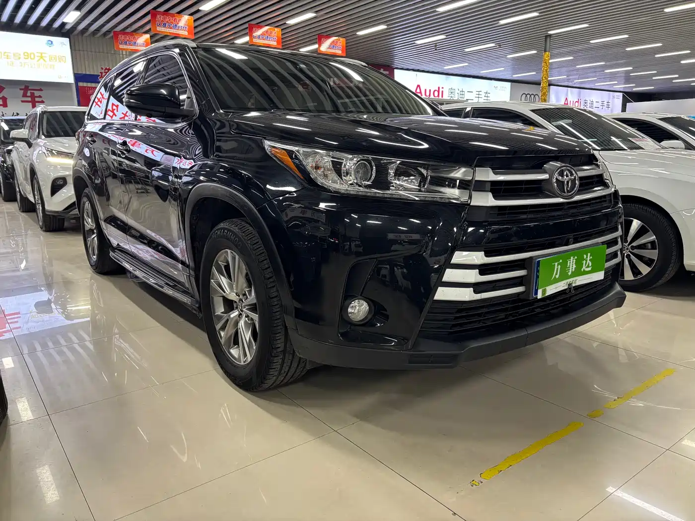 TOYOTA HIGHLANDER