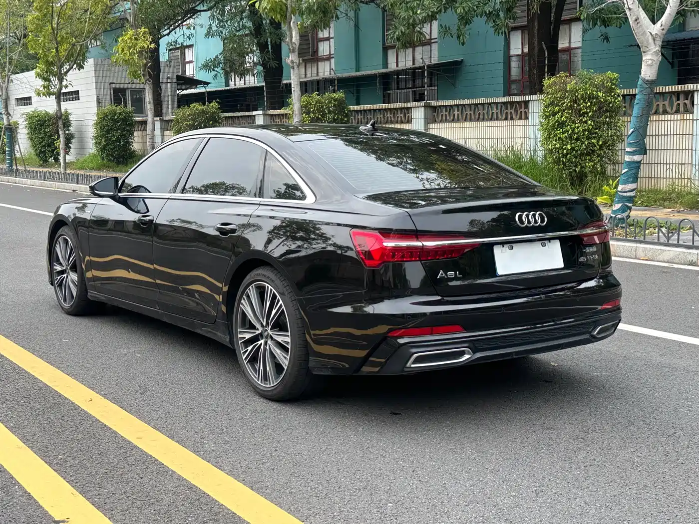 Audi A6L 2022 45 TFSI Premium Elegance фото 5