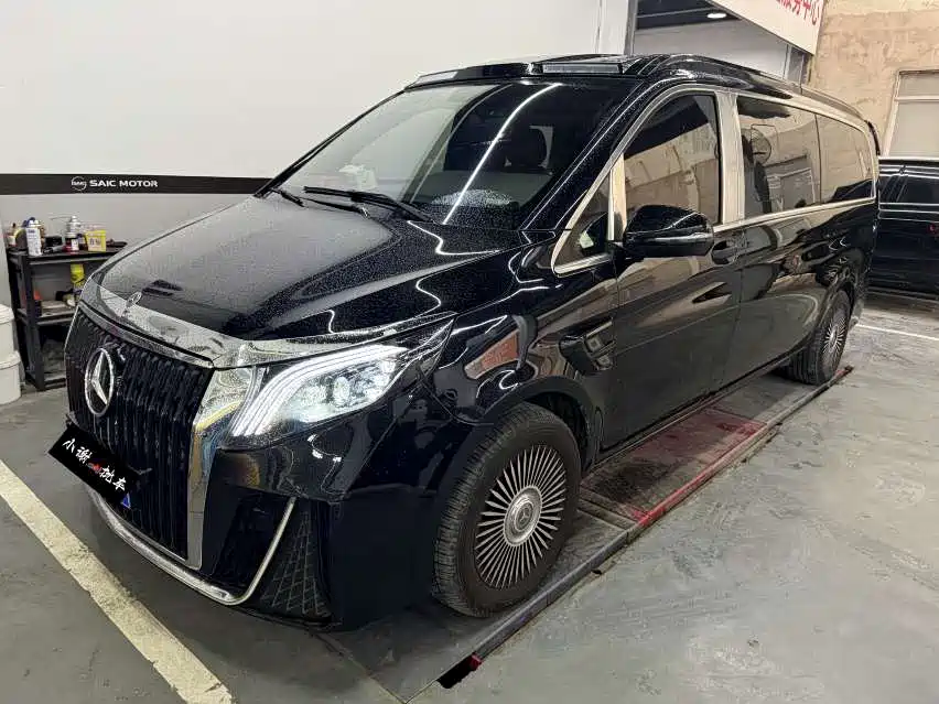 Mercedes-Benz Vito 2023 2.0T Elite 7-Seater