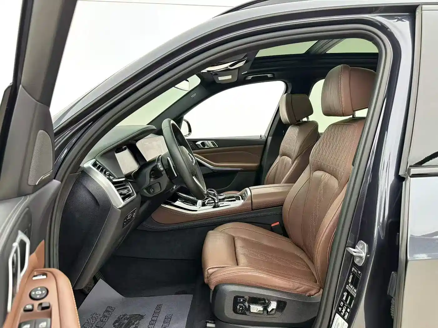 BMW X5 (Import) 2020 xDrive40i Premium M Sport Package фото 3
