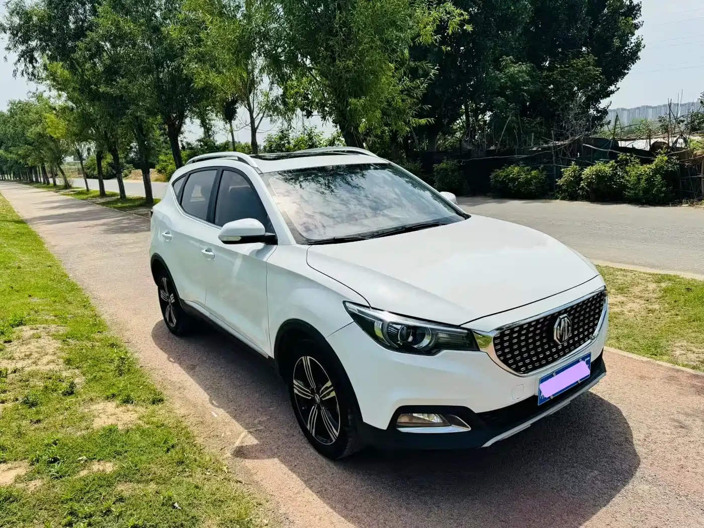 MG ZS 2019 2018 1.5L Automatic Luxury China V