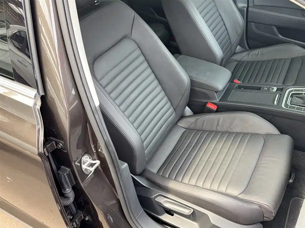 Volkswagen Weilan 2017 380TSI 2WD Comfort Edition фото 3