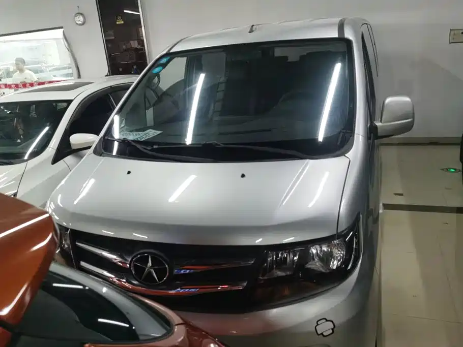 JAC Refine M3 2018 2015 Maker Edition 1.6L Luxury