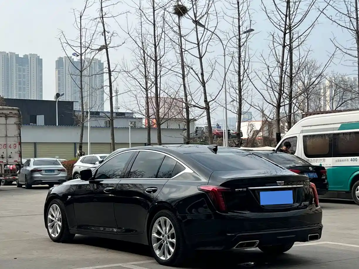 CADILLAC CT5