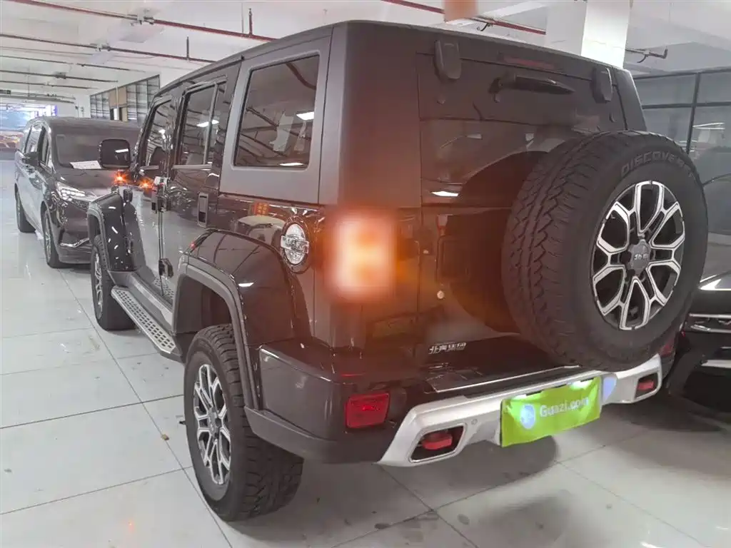 BAIC ORV Beijing Offroad BJ40 2024 2.0T Urban Hunter Glory Edition фото 5