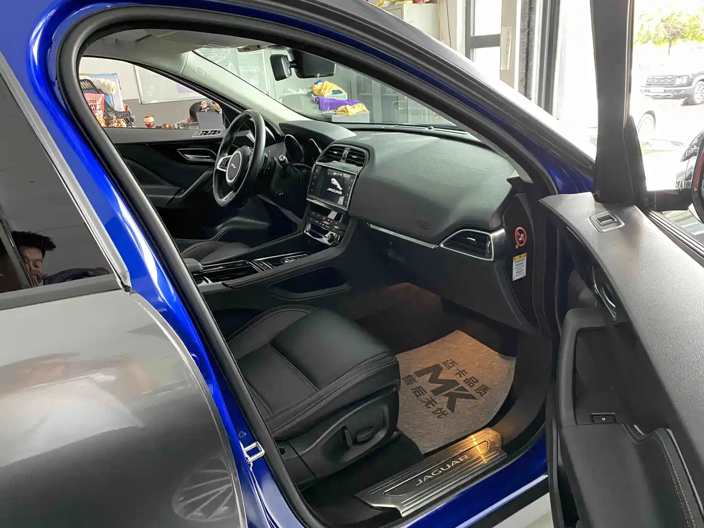Фото 8 - Jaguar F-PACE
