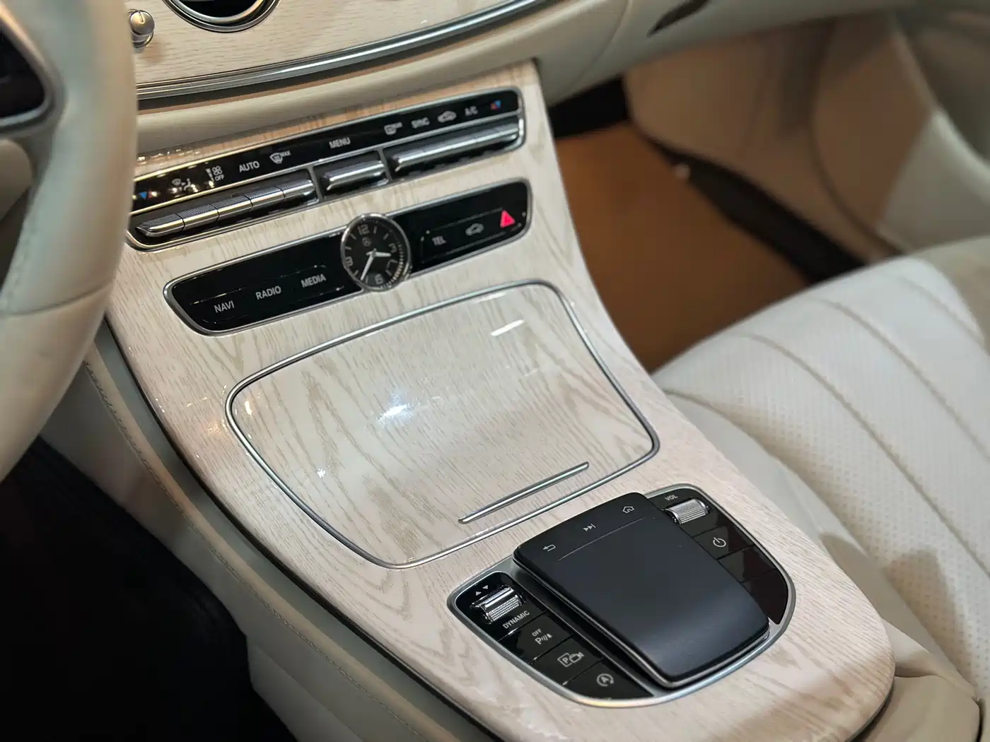 Mercedes-Benz E-Class 2020 E 300 L Fashion фото 7