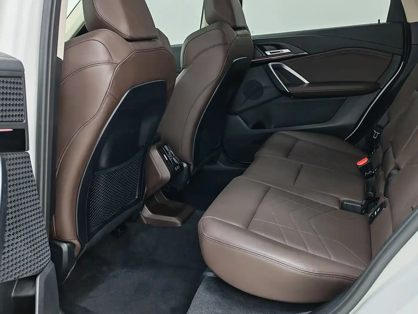 BMW X1 2023 sDrive20Li X Design Package фото 8