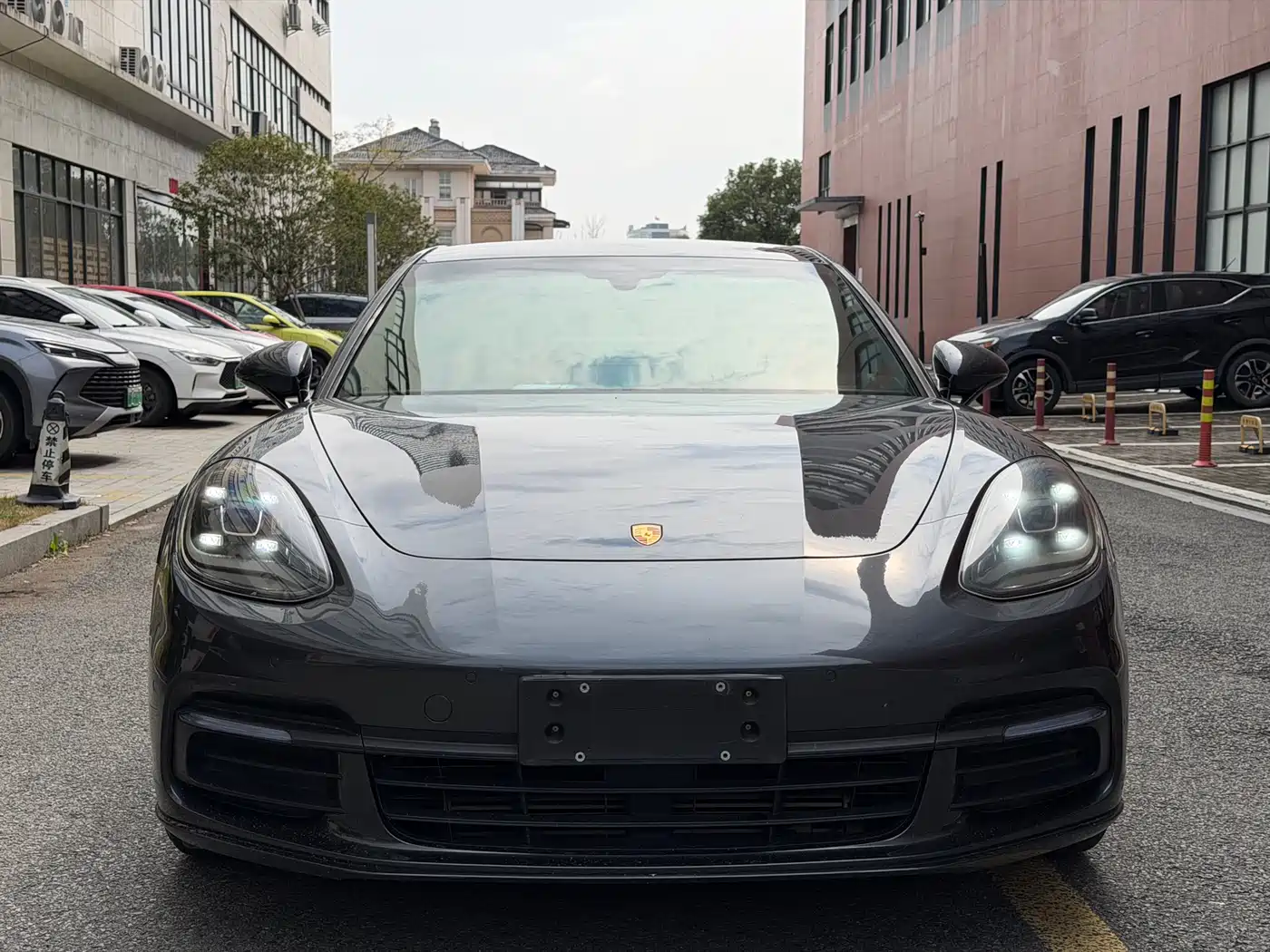 Porsche Panamera 2017 Panamera 3.0T фото 2