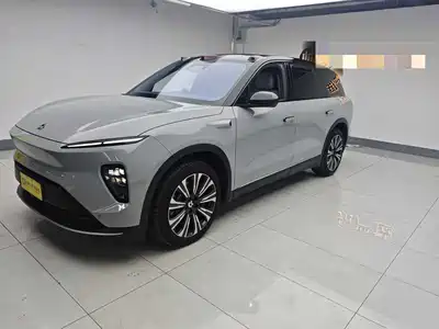 NIO ES8