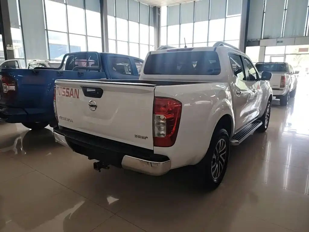 Nissan Navara 2022 2021 2.5L Automatic 4WD Premium QR25
