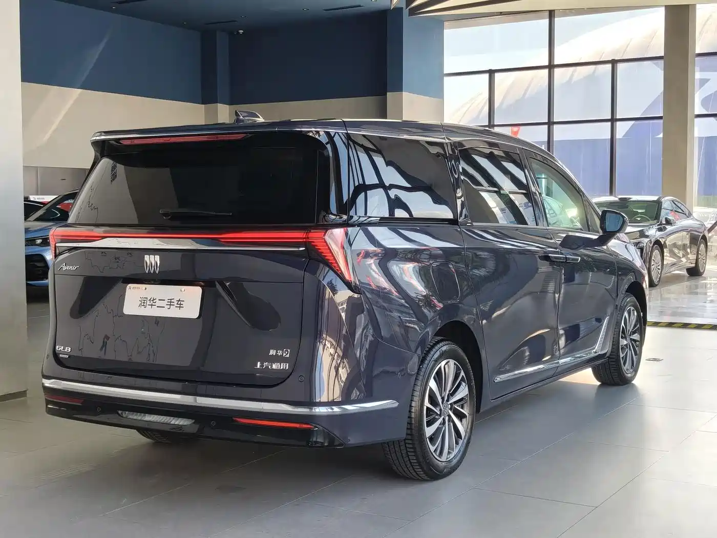 Фото 5 - Buick GL8