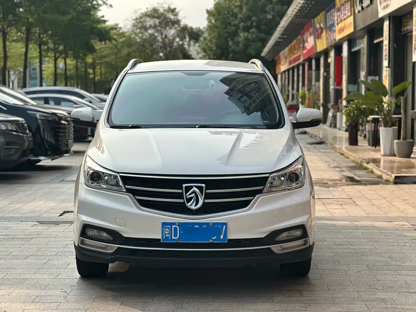 Baojun 730 2022 2021 1.5L Manual Fashion 7-Seater
