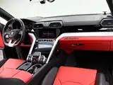 Фото 24 - Lamborghini Urus