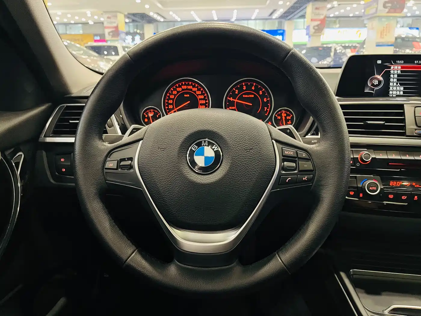 BMW 3 Series 2017 320Li M Sport фото 6