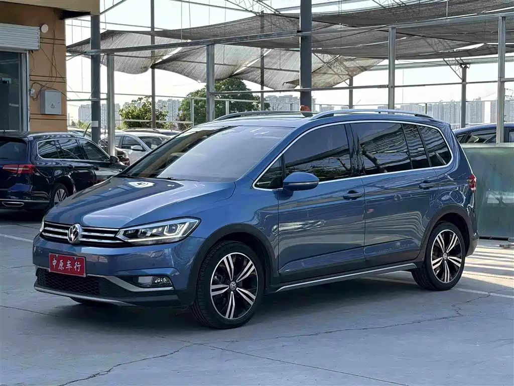 Volkswagen Touran 2021 — пригон из Китая