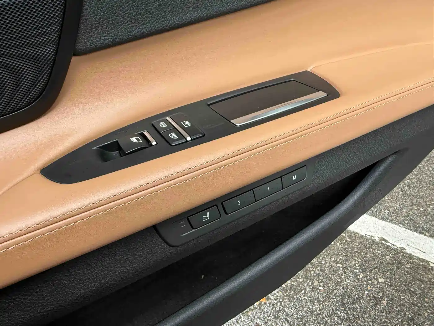 BMW 7 Series 2013 Model 740Li Luxury фото 17