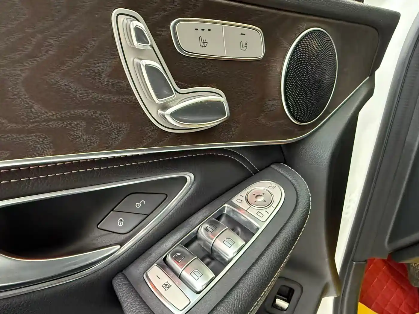 Mercedes-Benz GLC 2020 GLC 260 L 4MATIC Luxury фото 8