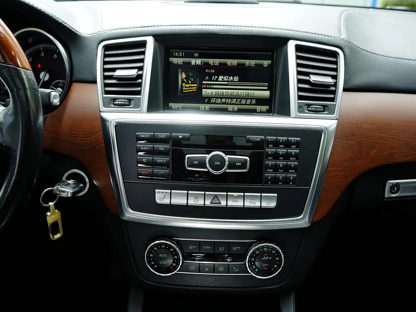Mercedes-Benz GL-Class 2014 GL 400 4MATIC Dynamic фото 19