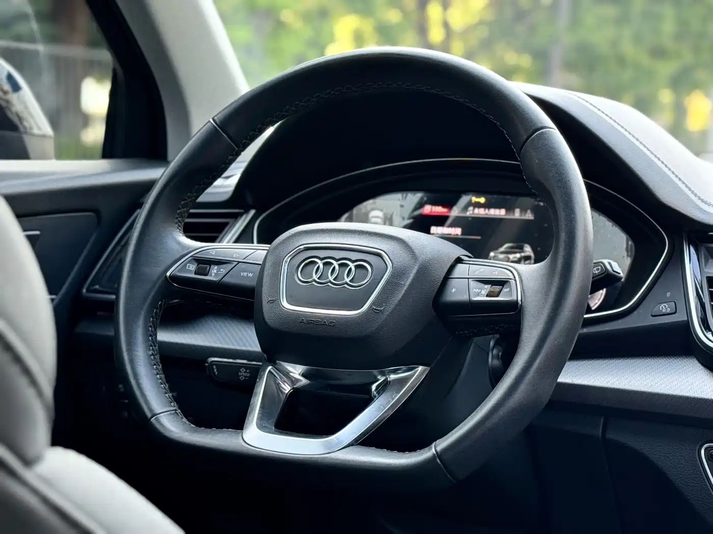 Audi Q5L 2023 40T Luxury Dynamic фото 8