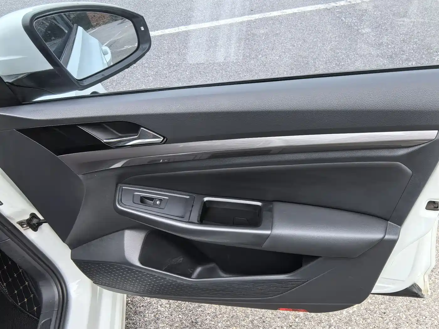 Volkswagen Bora 2021 1.5L Automatic Luxury Smart Edition фото 16