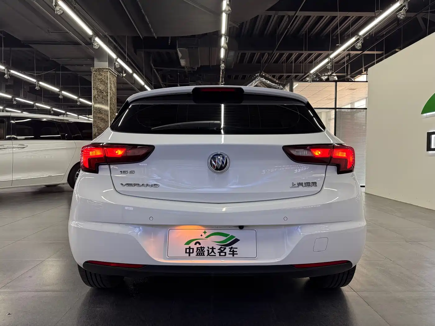 Buick Verano 2016 Hatchback 15S Automatic Leading фото 5