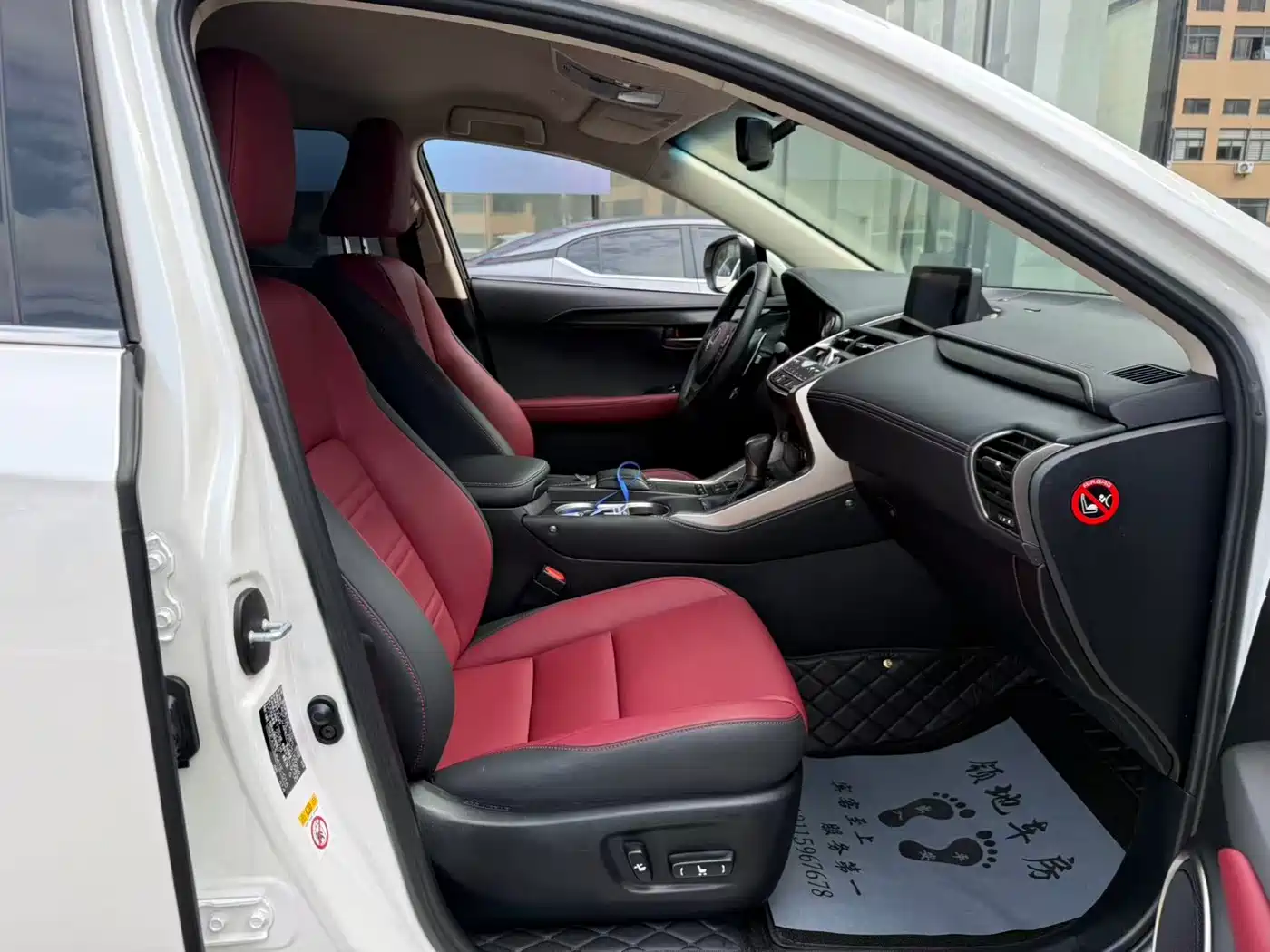 Lexus NX 2018 Model 300 FWD Fengxing Edition фото 6