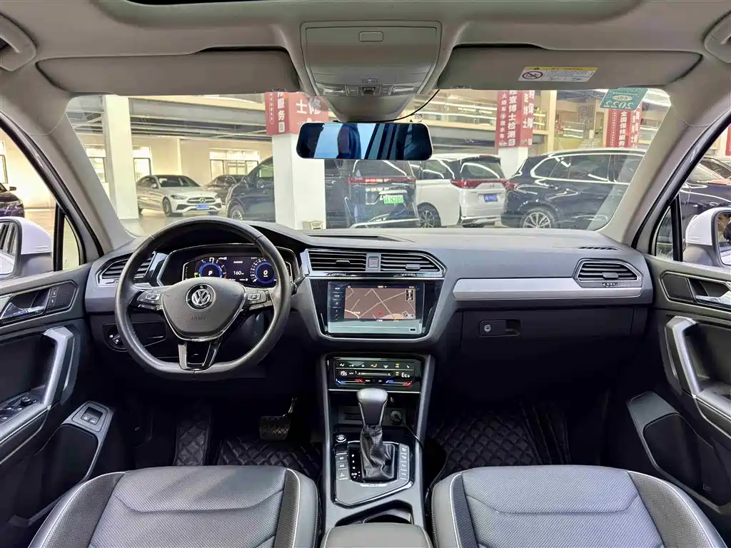 VOLKSWAGEN TIGUAN L NEW ENERGY