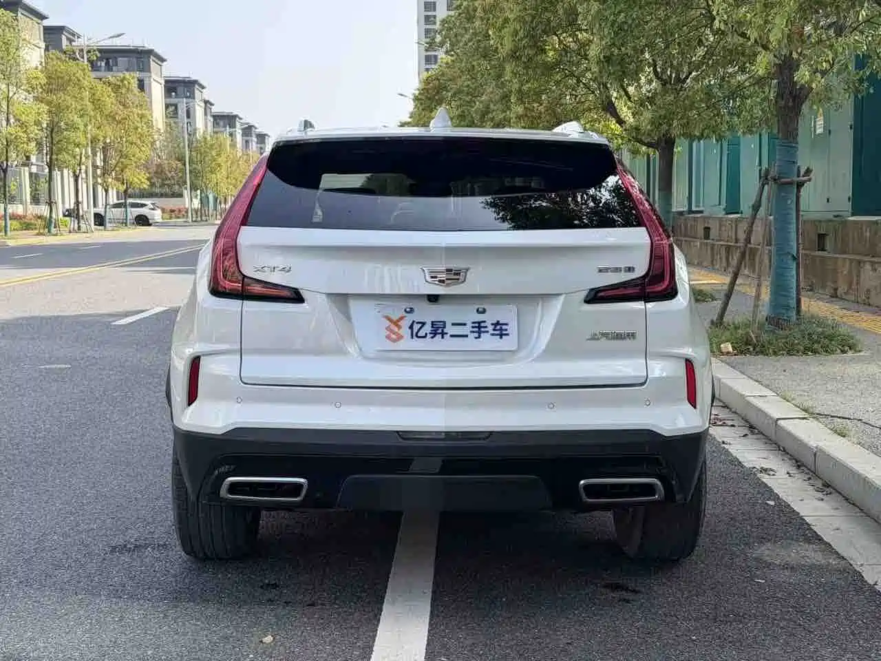 CADILLAC XT4