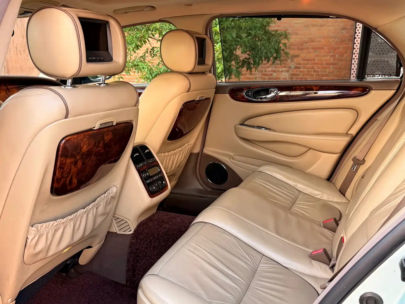 Jaguar XJ 2006 2005 Model XJ6L 3.0