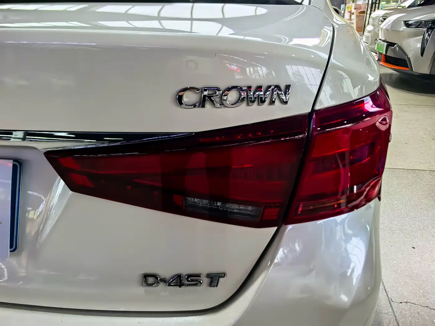 Toyota Crown 2015 2.0T Fashion фото 6