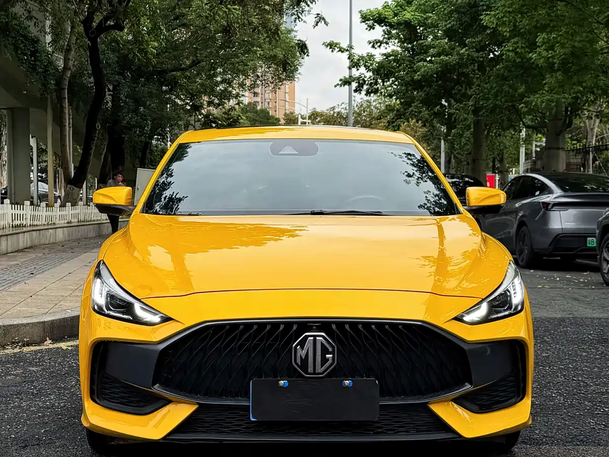 Photo 2 - MG MG5