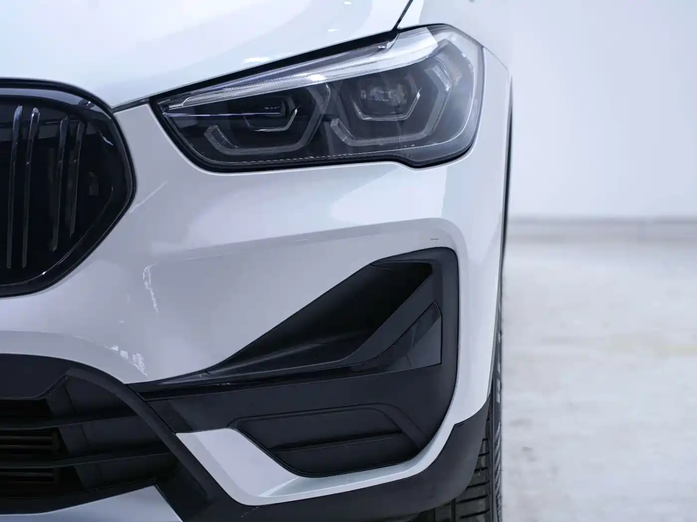 BMW X1 2020 sDrive20Li Premium Edition фото 7