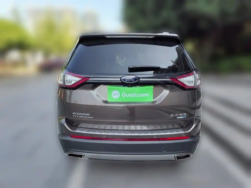 Фото 3 - Ford Edge