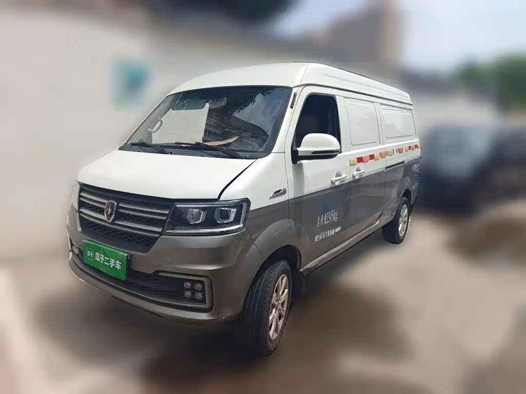 Jinbei New Hiace S 2022 2022 1.5L Fortune Truck without AC China VI SWC15M